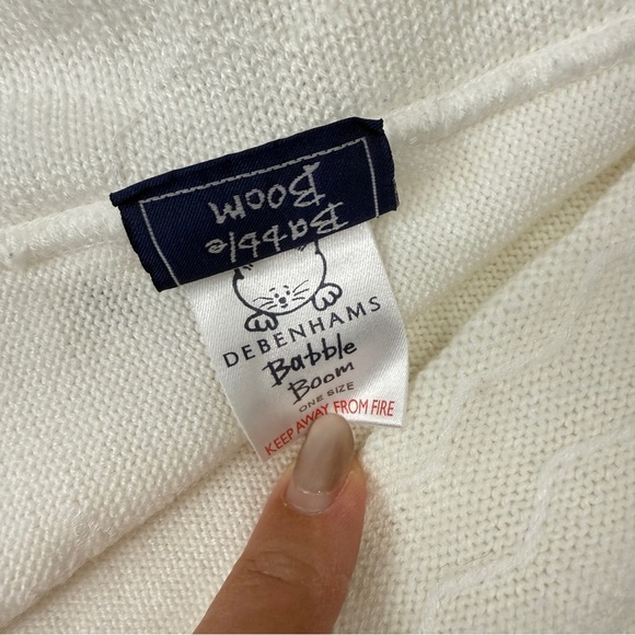 Debenhams Babble Boom Little Cat Embroidered White Knit Baby Blanket - Picture 13 of 17